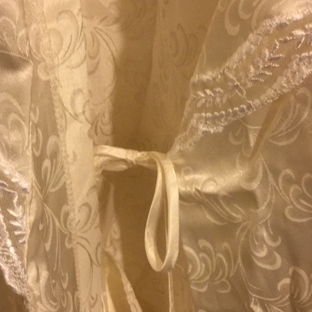 Eve Stillman long robe - Picture 2 of 6